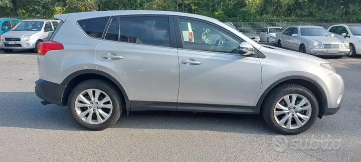 Toyota Rav4 2014 photo 4