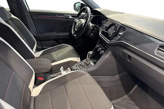 Volkswagen T-Roc 2018 photo 5