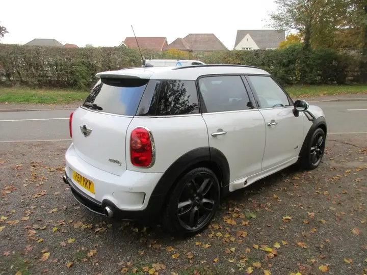 Mini Countryman 2011 photo 4