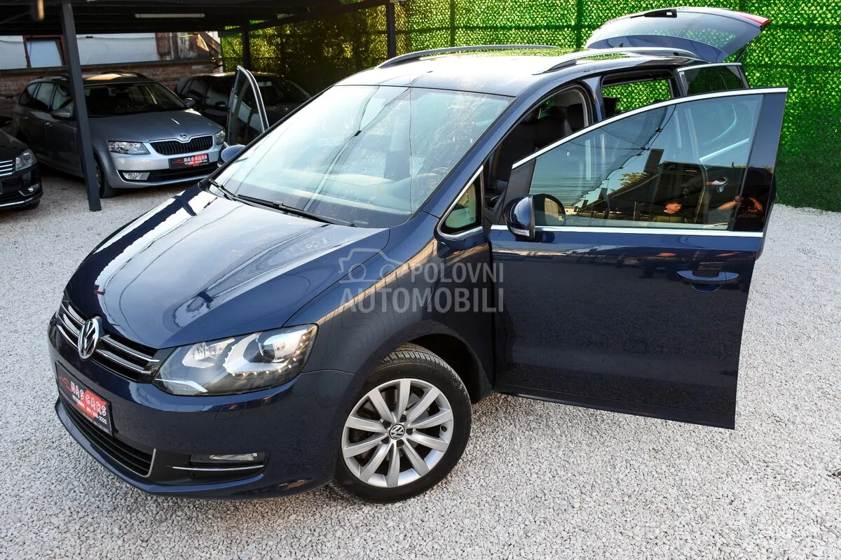 Volkswagen Sharan 2011 photo 2