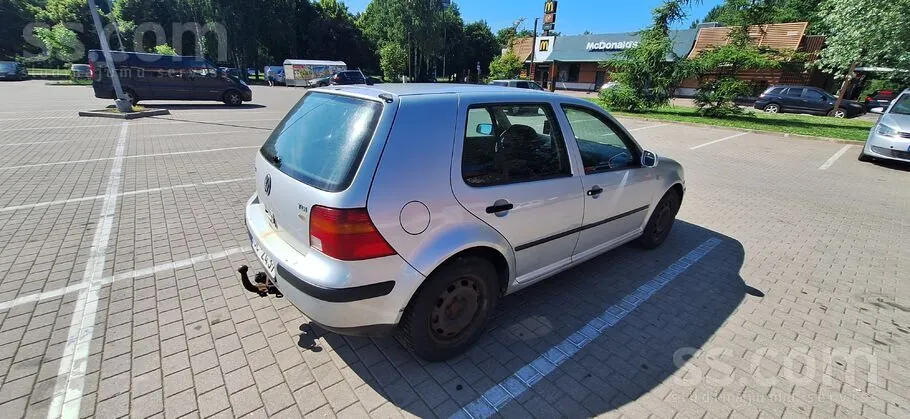 Volkswagen Golf 4 1999 photo 4