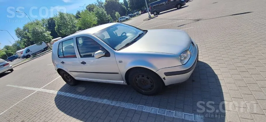 Volkswagen Golf 4