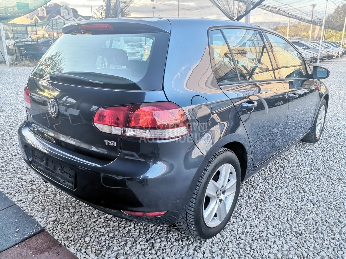 Volkswagen Golf 2009 photo 3