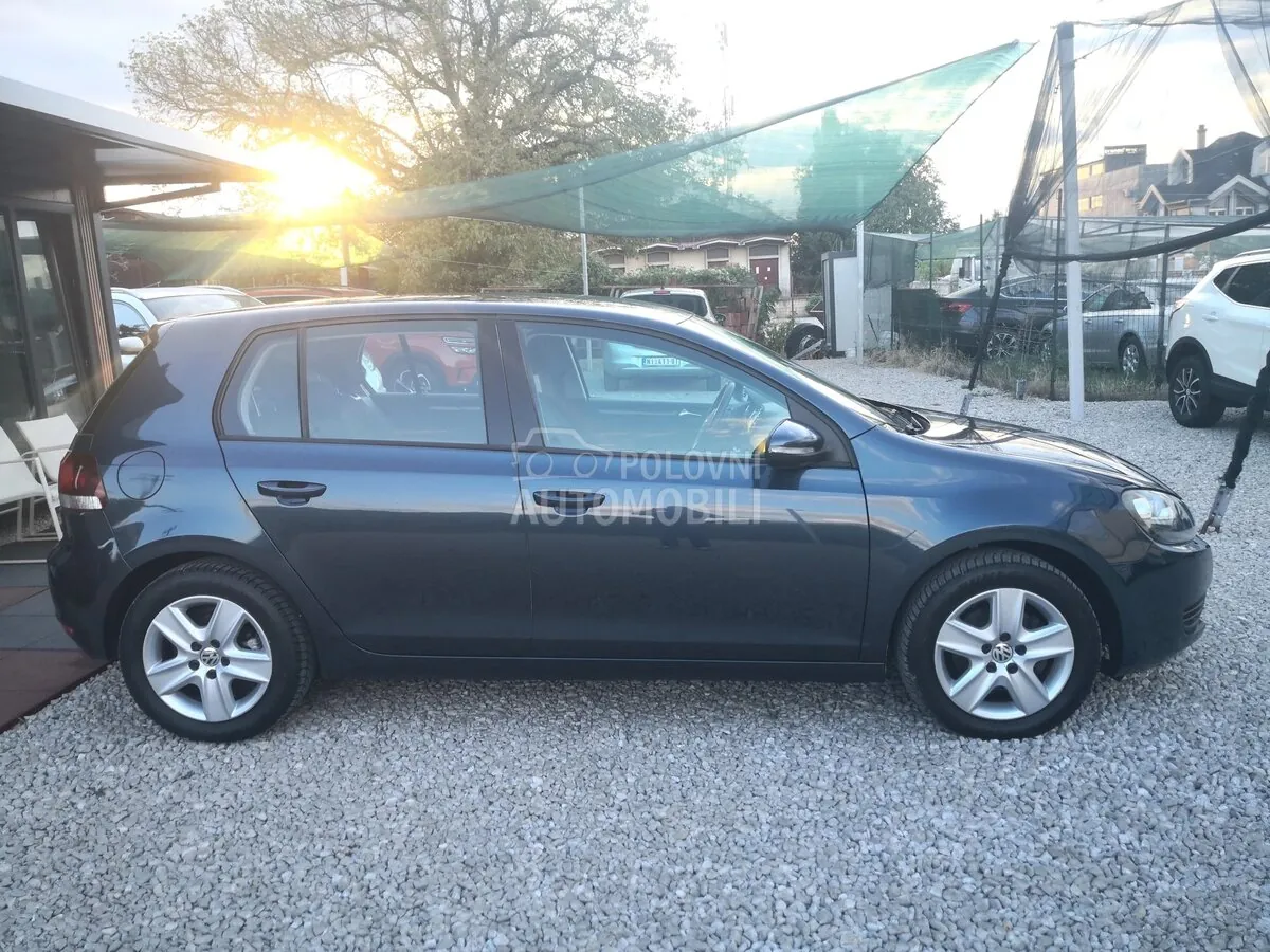 Volkswagen Golf 2009 photo 2