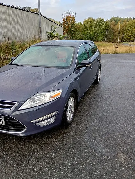 Ford Mondeo 2012 photo 2