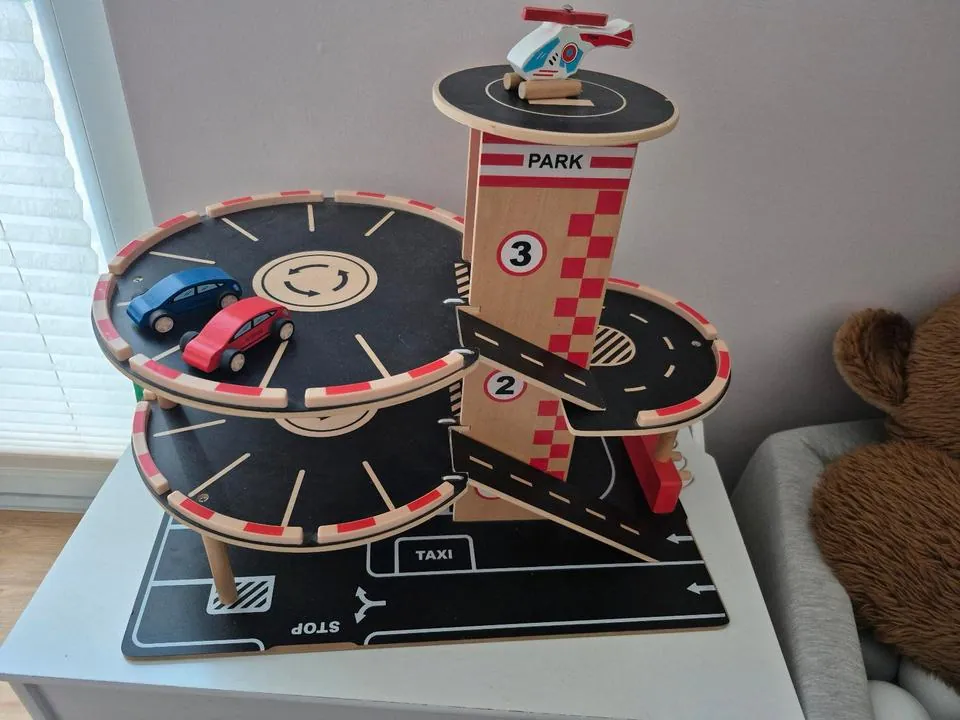 Ape Parkhaus