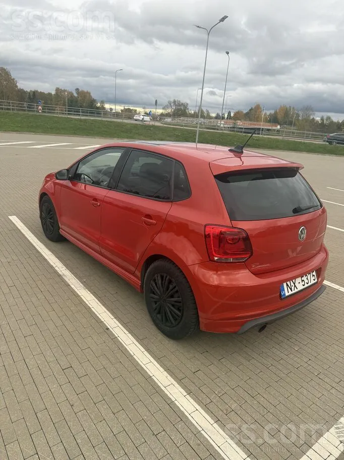 Volkswagen Polo 2012 photo 5