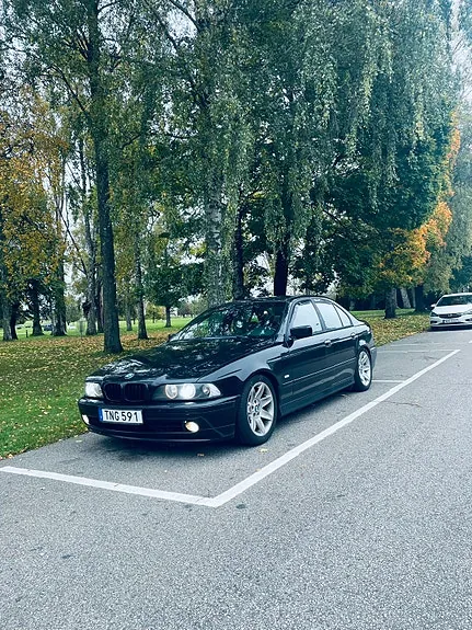 BMW 525I