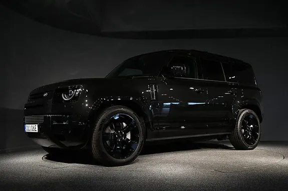Land Rover Defender 2026 photo 2