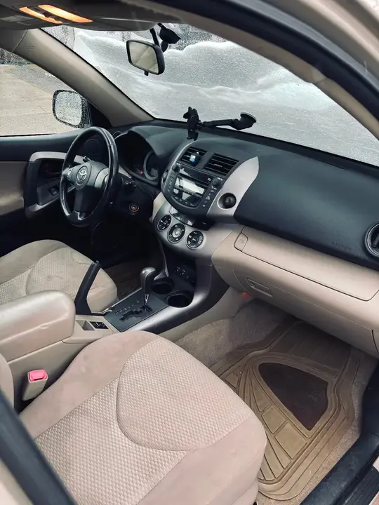 Toyota Rav4 2008 photo 4