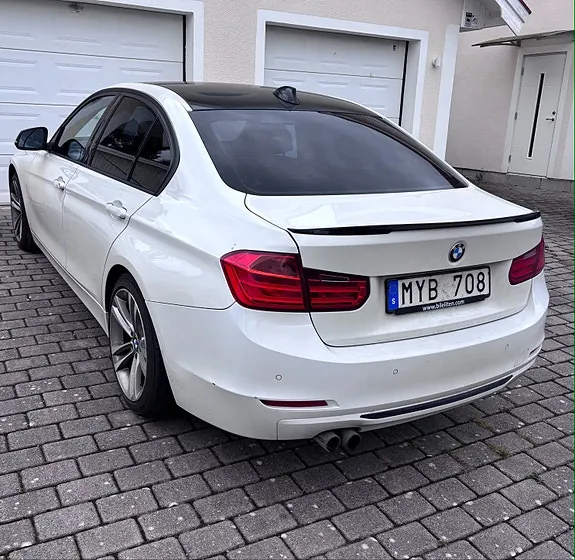 BMW 328I 2013 photo 4