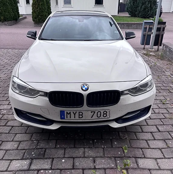 BMW 328I