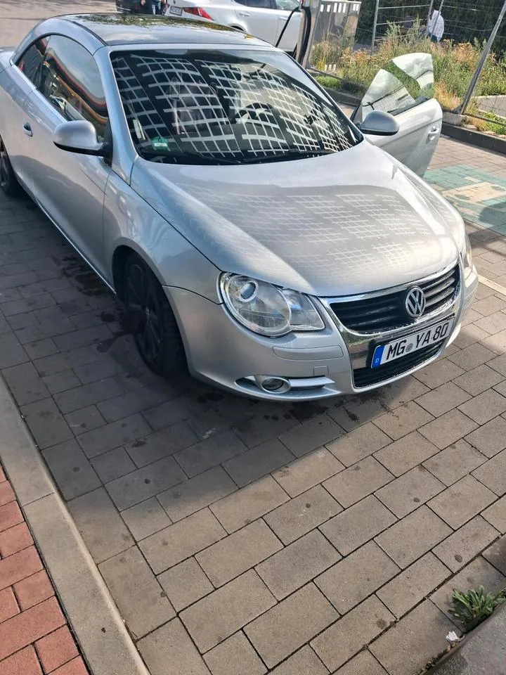 Volkswagen Eos