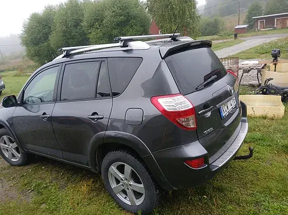 Toyota Rav4 2009 photo 2