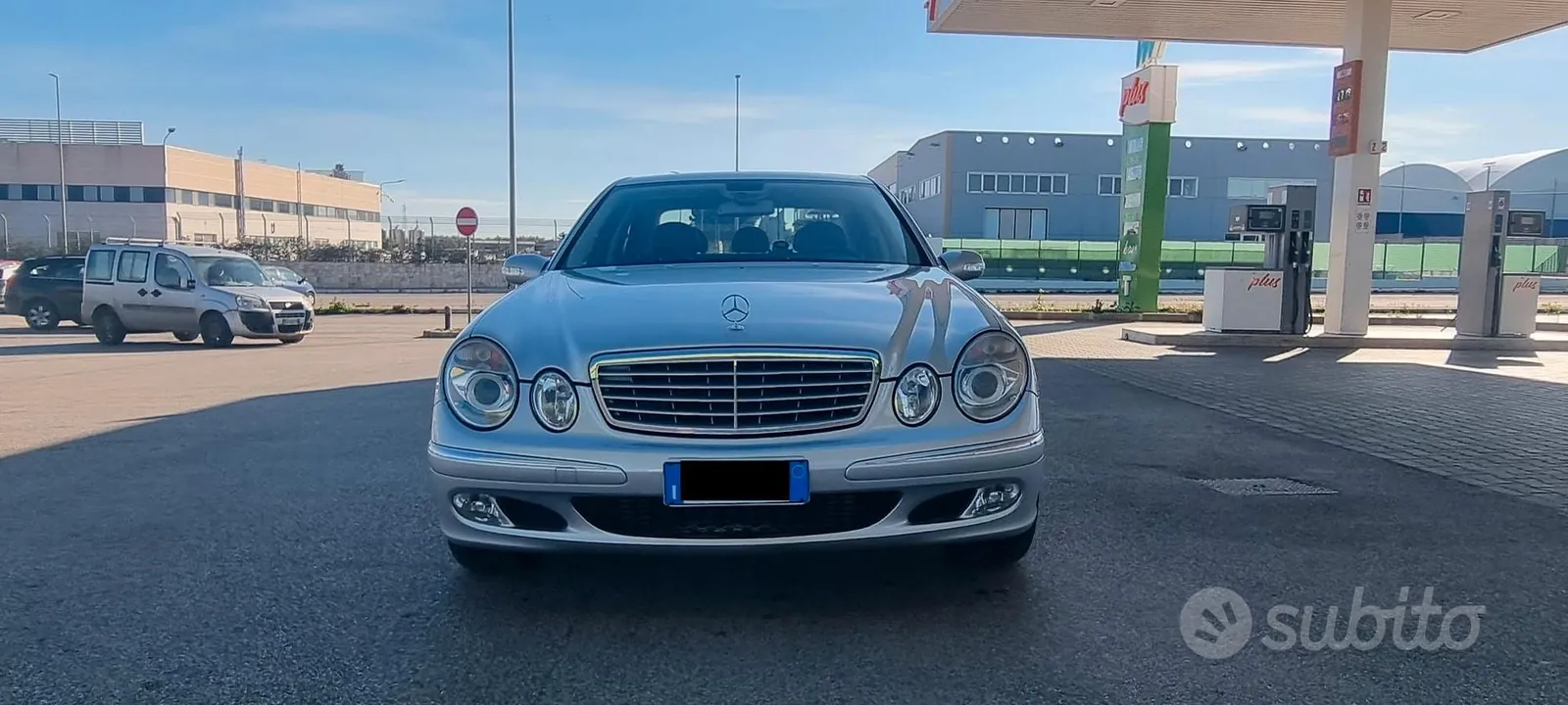 Mercedes-Benz E-Class 2003 photo 2