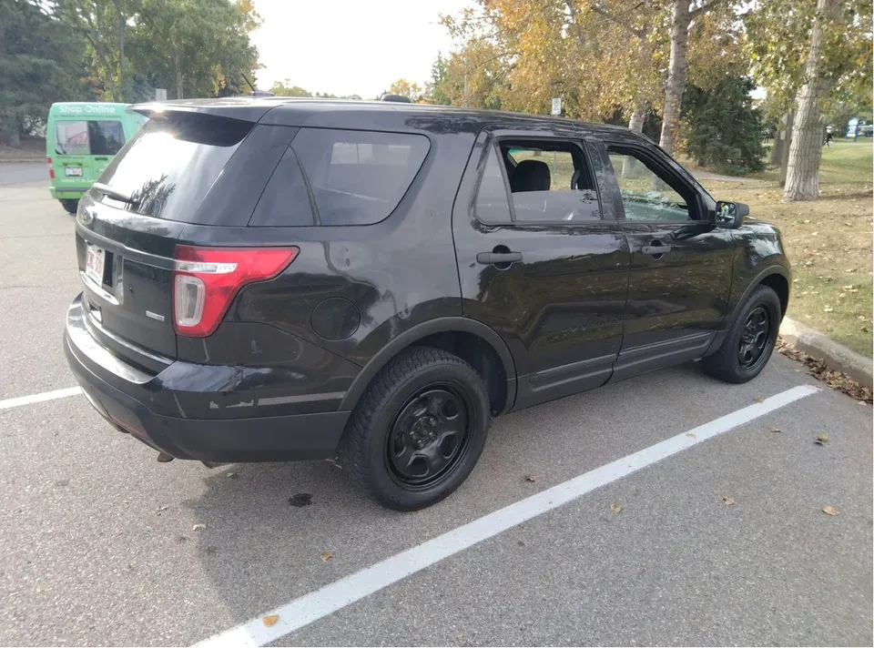 Ford Explorer 2015 photo 3
