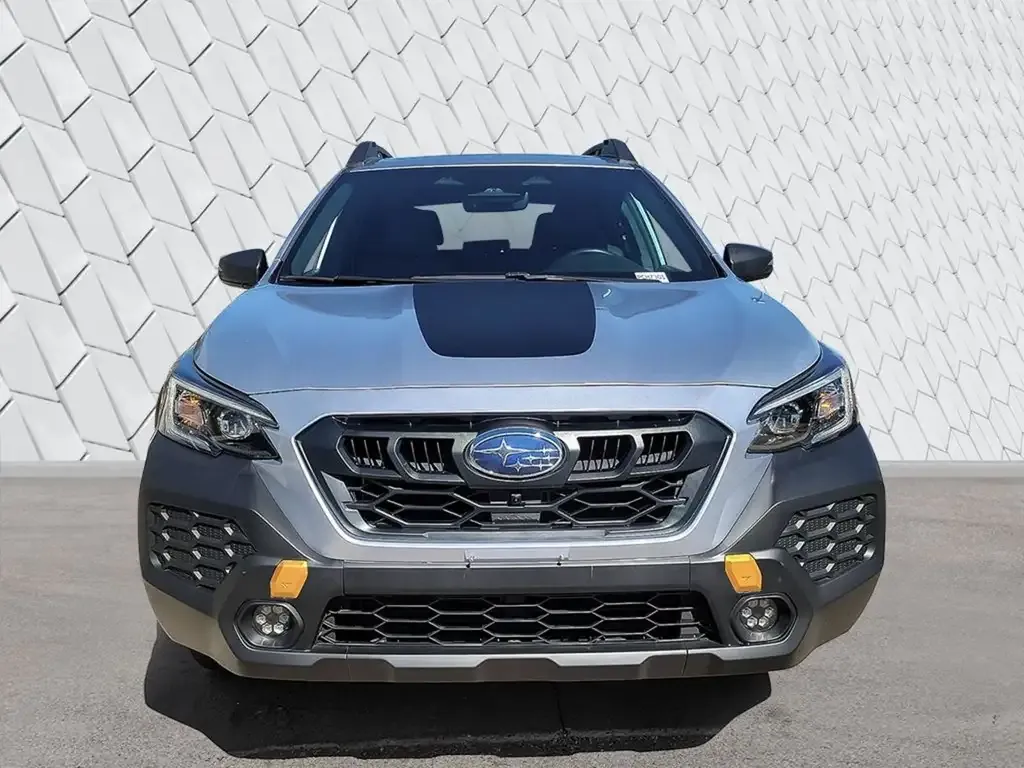 Subaru Outback 2024 photo 2