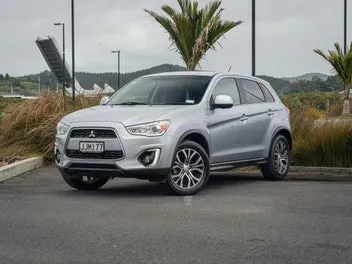 Mitsubishi Asx 2015 photo 2