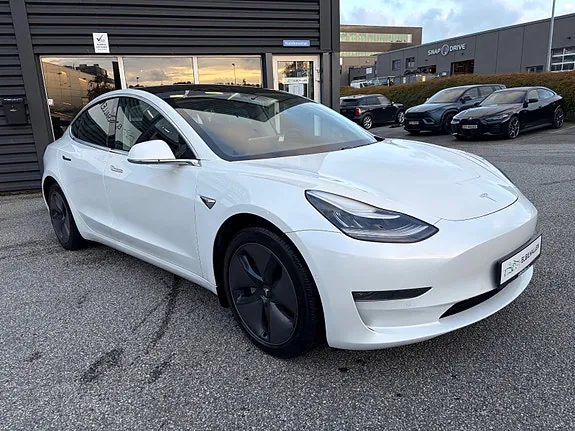 Tesla Model 3 2020 photo 3