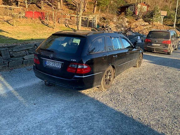 Mercedes-Benz E-Class 2006 photo 5