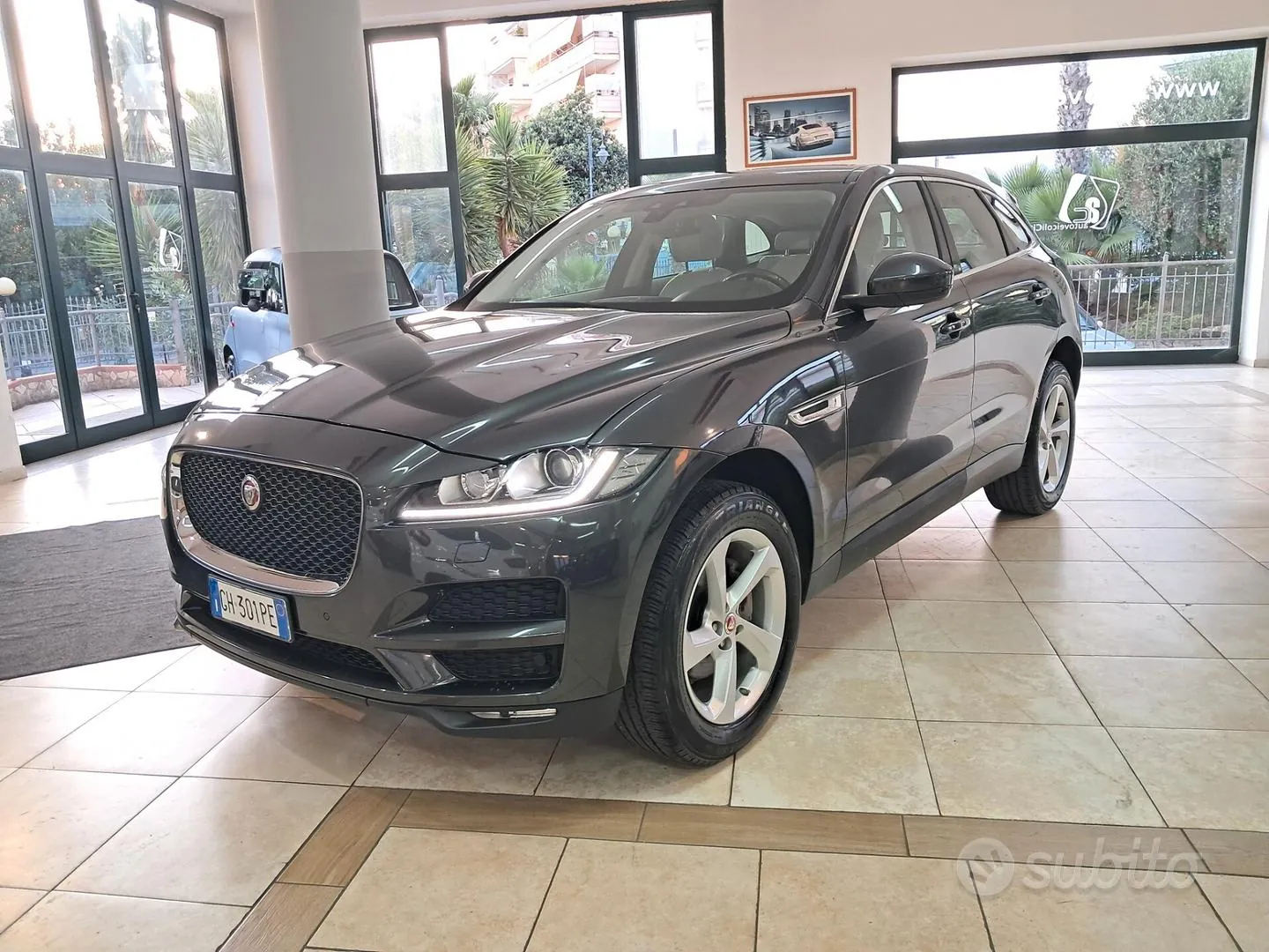 Jaguar F-Pace