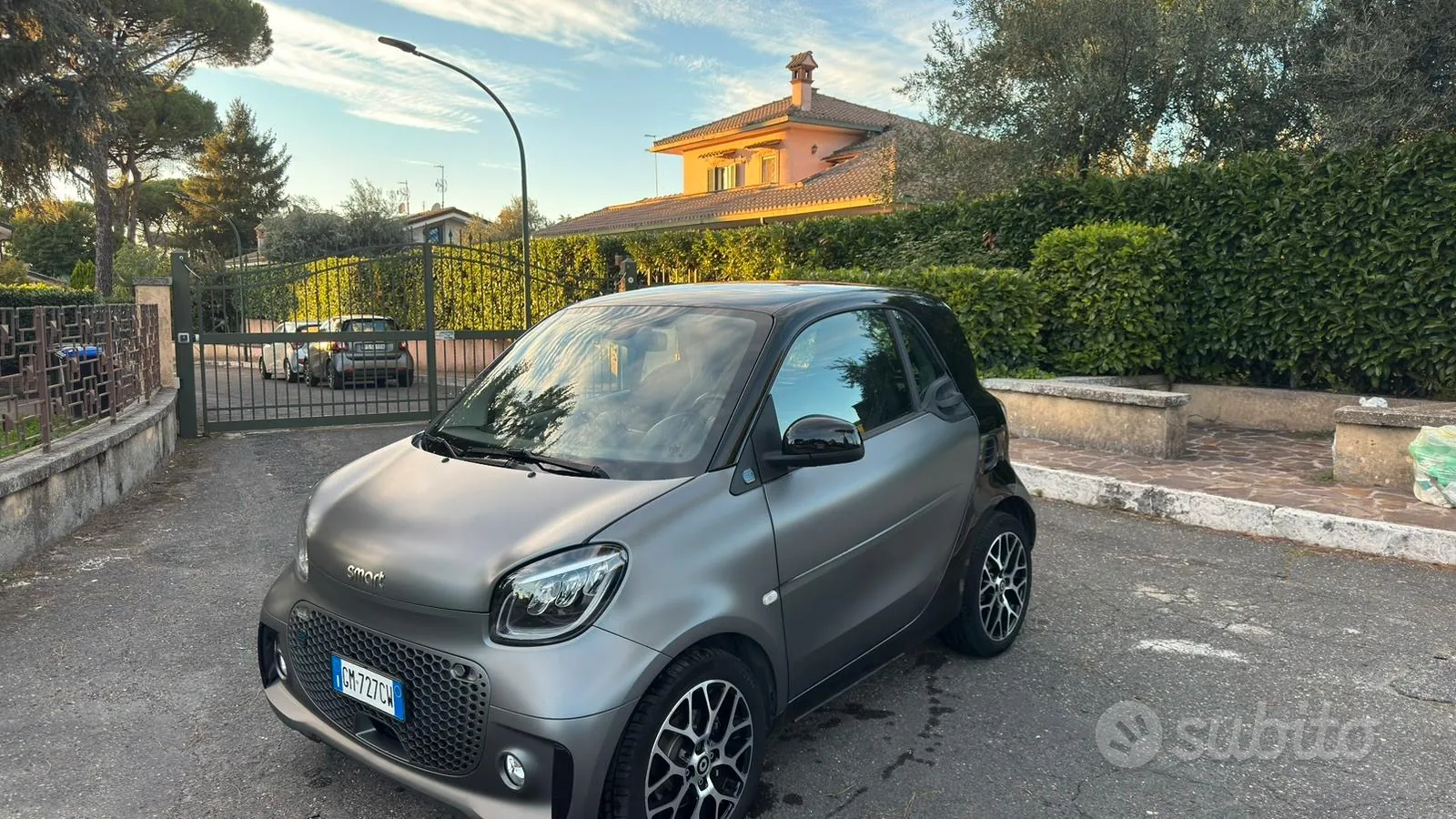 Smart Fortwo 2023 photo 2