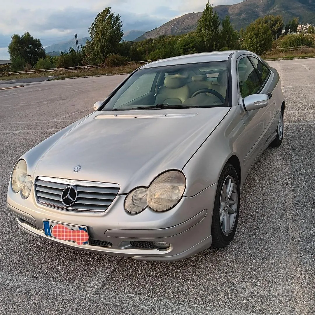 Mercedes-Benz Clk-Class 2003 photo 2