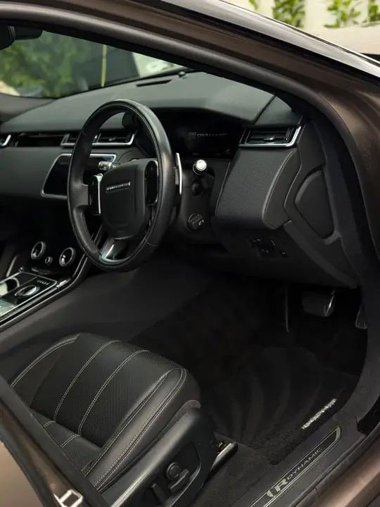 Land Rover Range Rover Velar 2020 photo 3