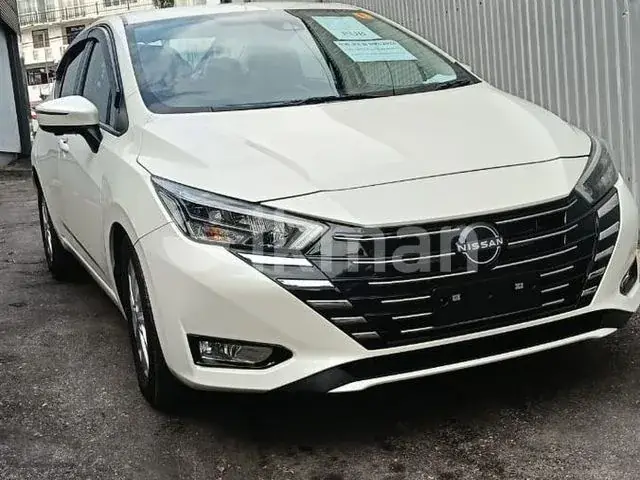 Nissan Almera