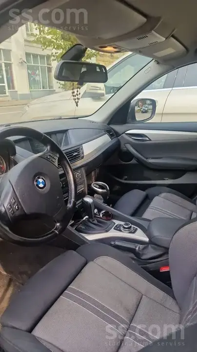 BMW X1 2011 photo 4