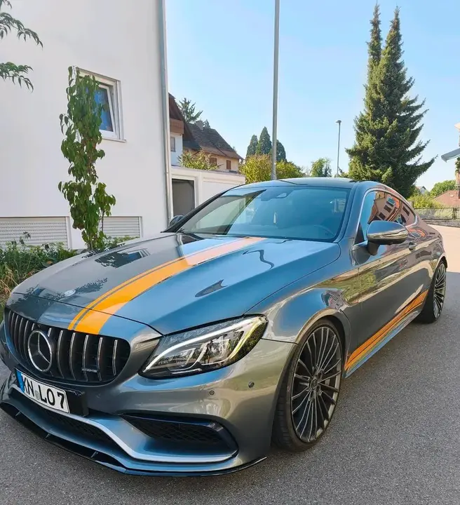 Mercedes-Benz C63 Amg Coupé