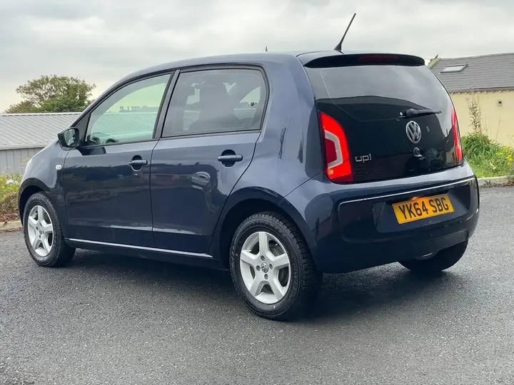 Volkswagen Up 2015 photo 3