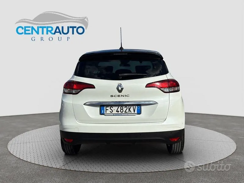 Renault Scenic 2018 photo 5