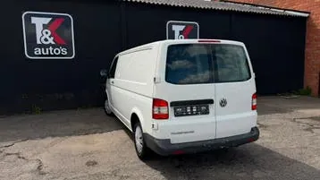 Volkswagen T5 2012 photo 3