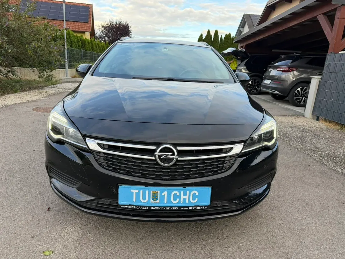 Opel Astra 2019 photo 2