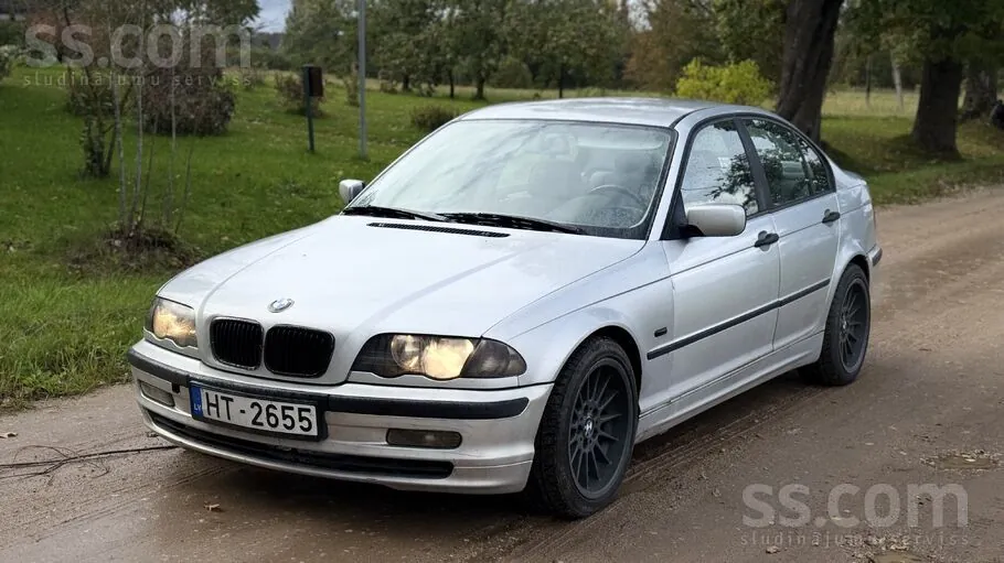 BMW 318 1998 photo 2