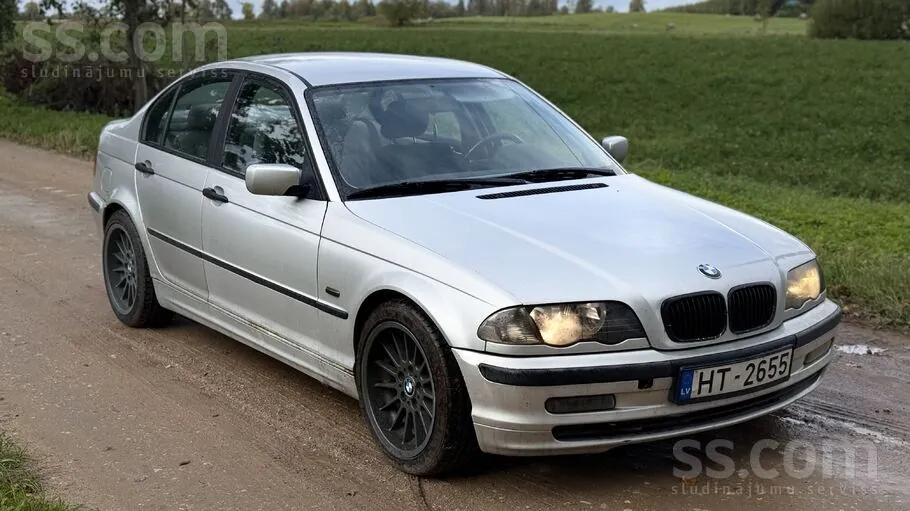 BMW 318