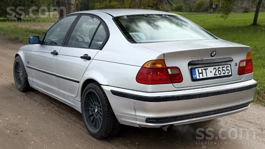 BMW 318 1998 photo 3