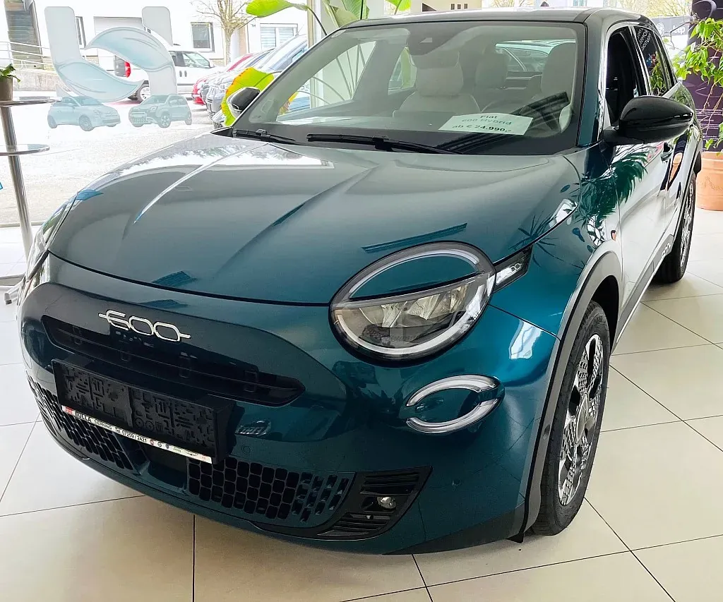 Fiat 600 2024 photo 2