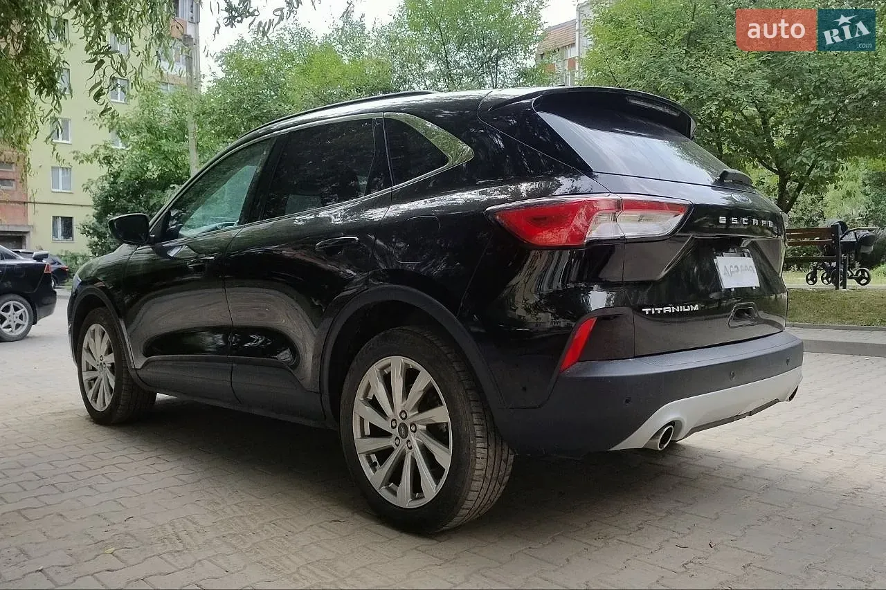 Ford Escape 2021 photo 3
