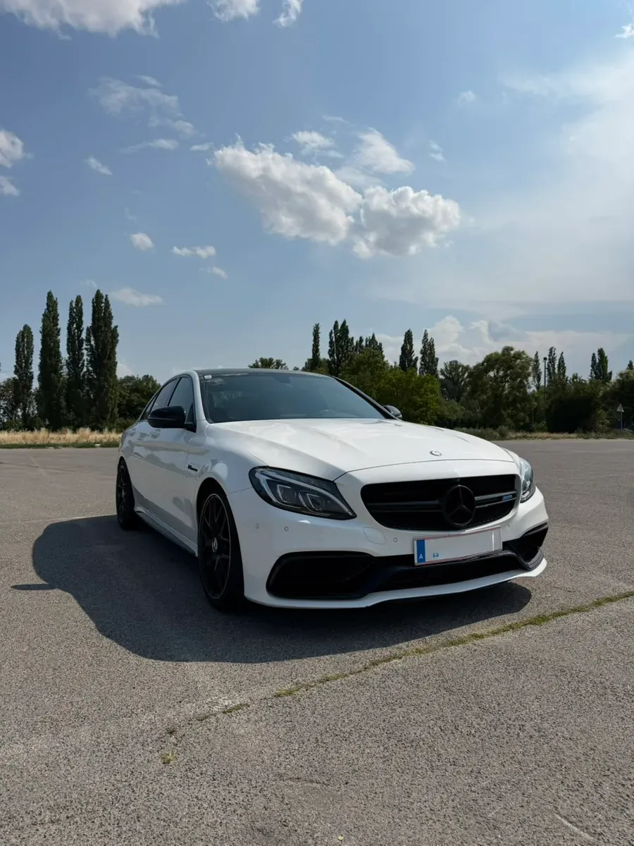 Mercedes-Benz C-Class 2015 photo 3