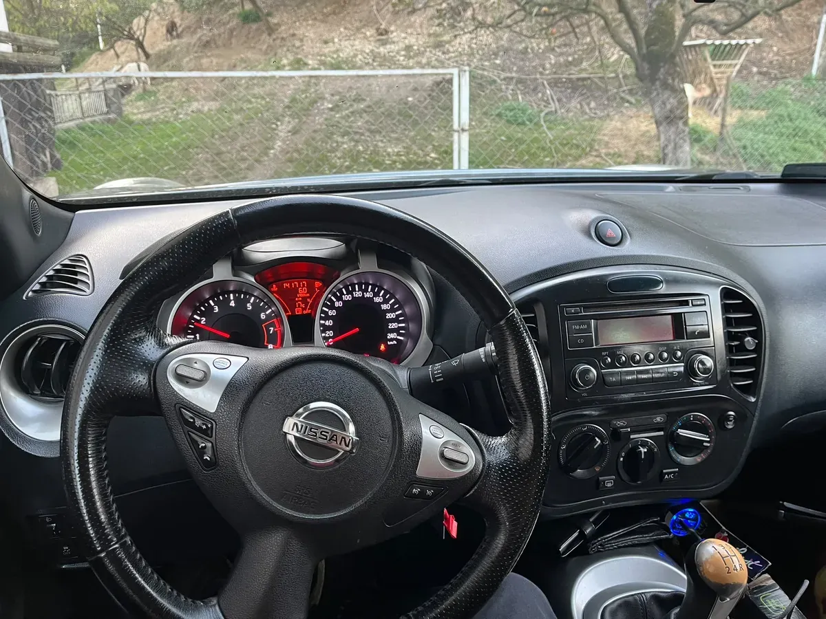 Nissan Juke 2011 photo 3