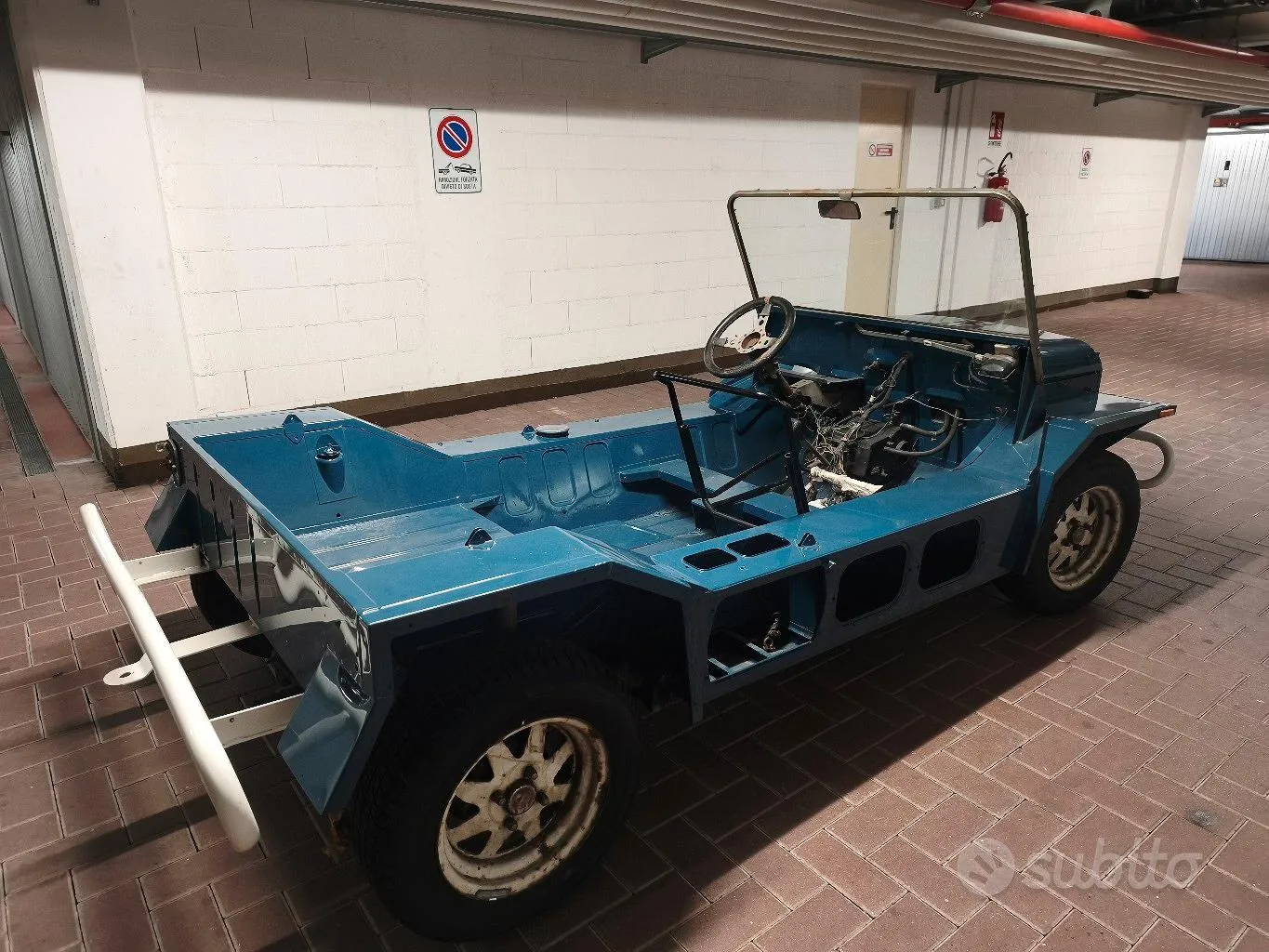 Mini Moke 1979 photo 4