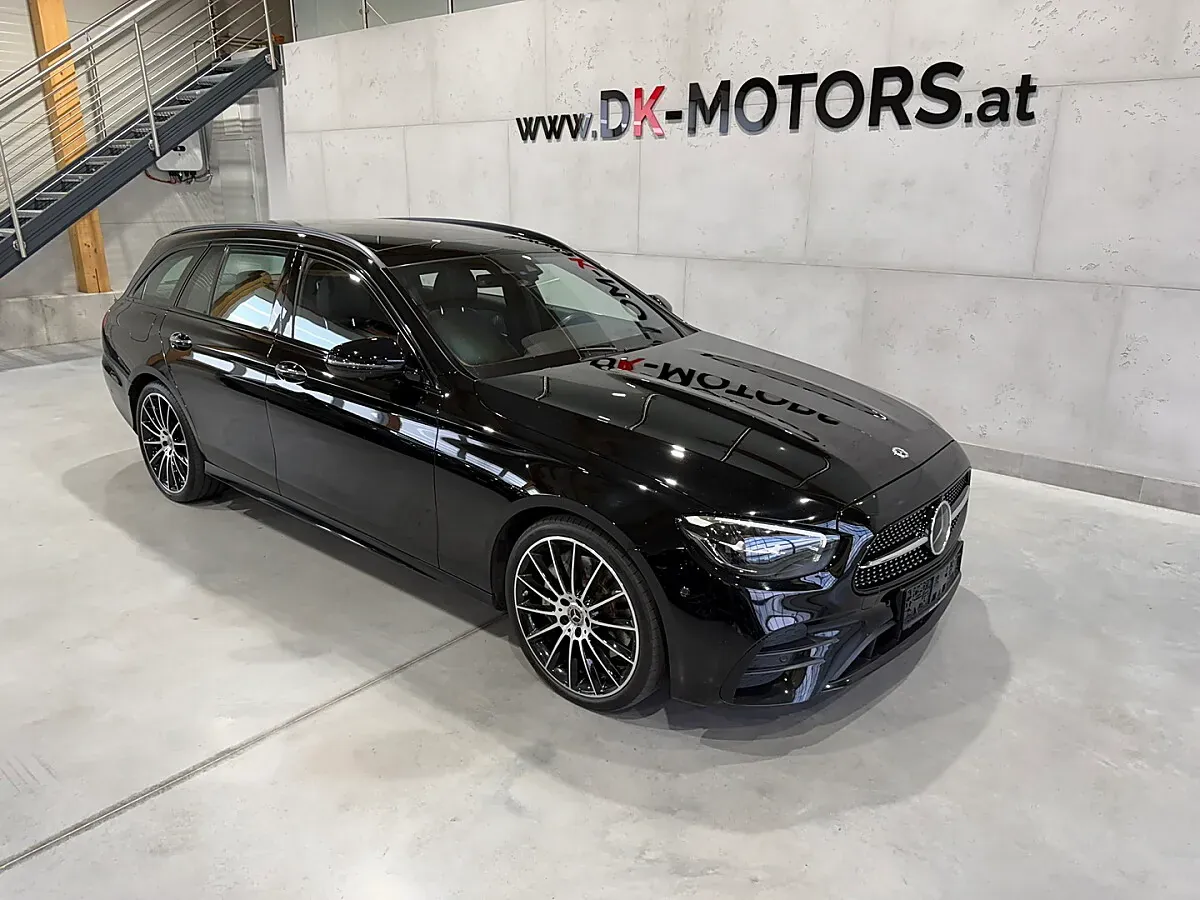 Mercedes-Benz E-Class 2022 photo 2