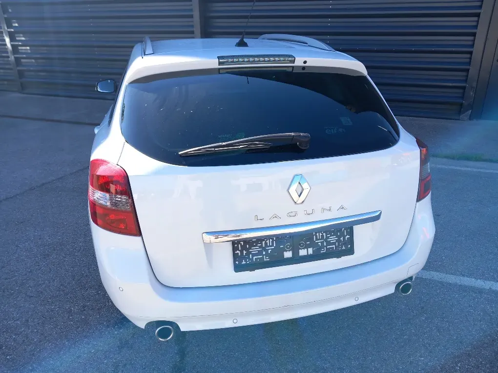 Renault Laguna 2015 photo 3