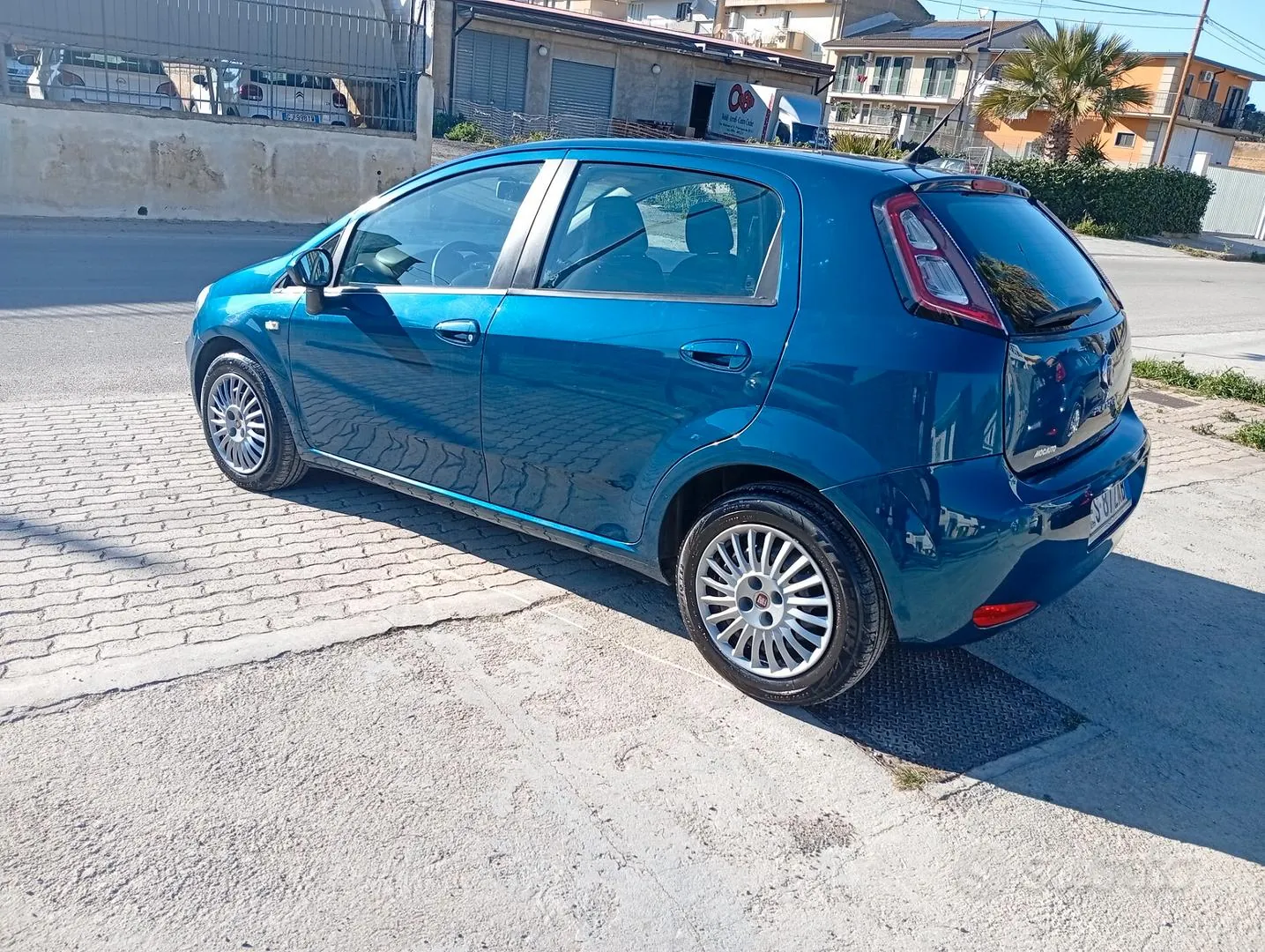 Fiat Punto 2013 photo 4