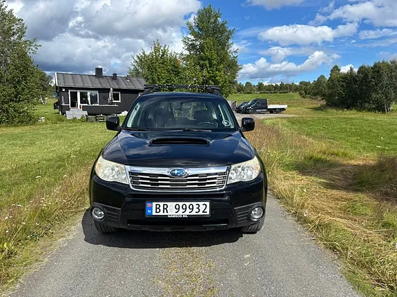 Subaru Forester 2010 photo 4