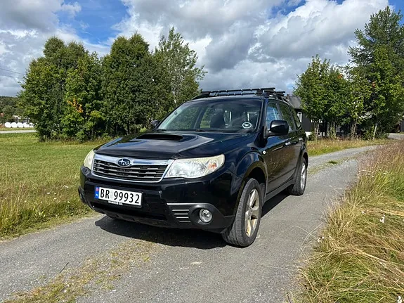 Subaru Forester 2010 photo 3