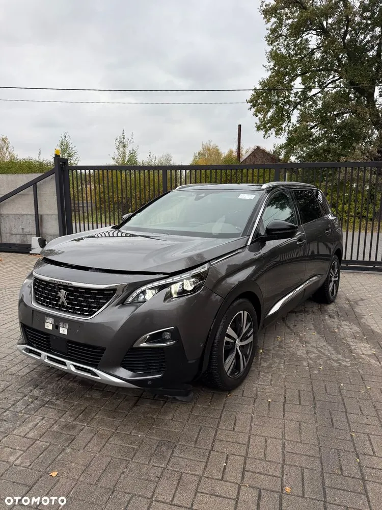 Peugeot 5008 2019 photo 2