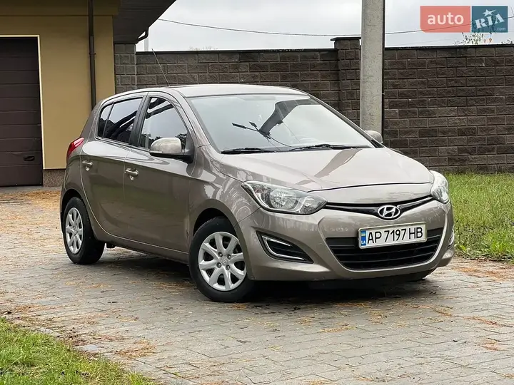 Hyundai I20 2012 photo 5
